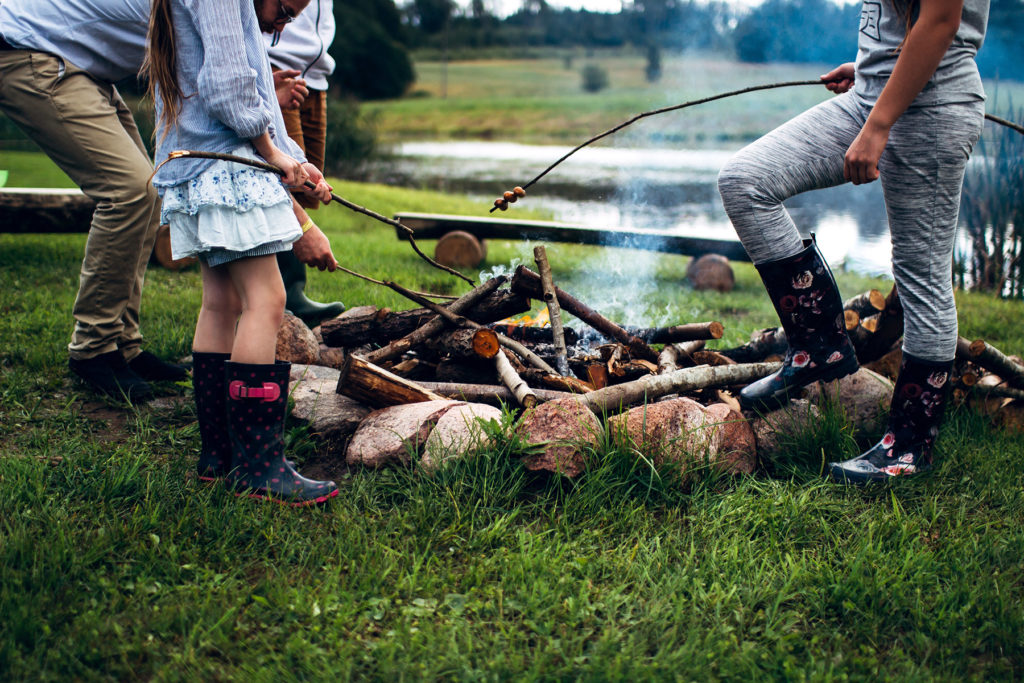 roasting-marshmallows